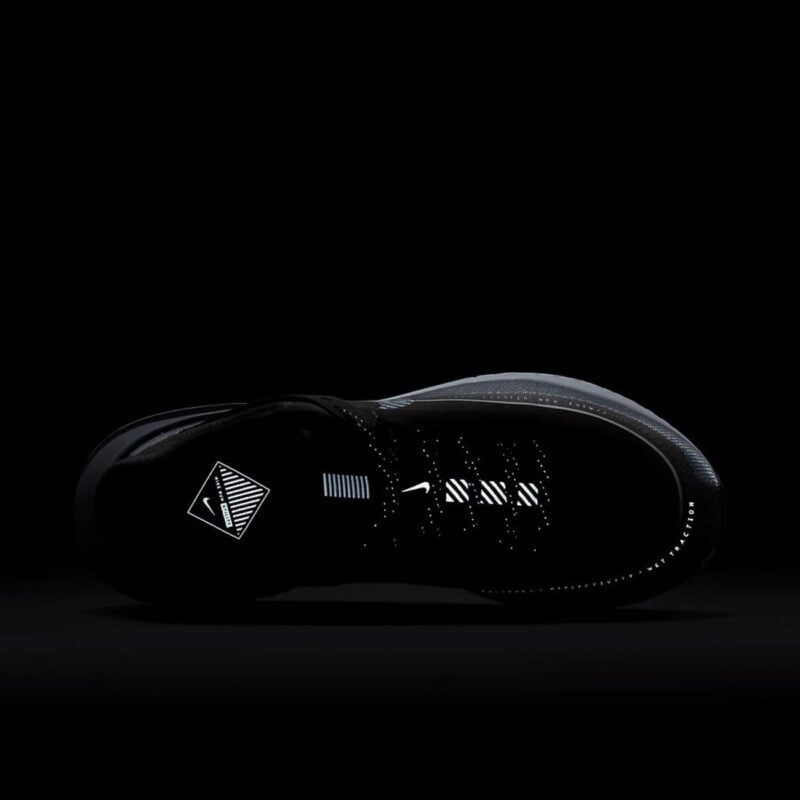 Nike Legend React 2 Shield Masculino - Imagem 8