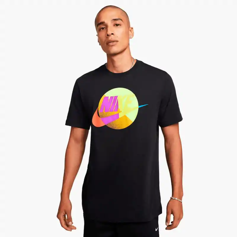 Camiseta Nike Sportswear - Defato Sneakers