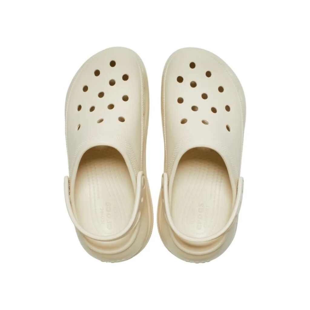 Crocs-Classic-Mega-Crush-Clog-Bone (5)
