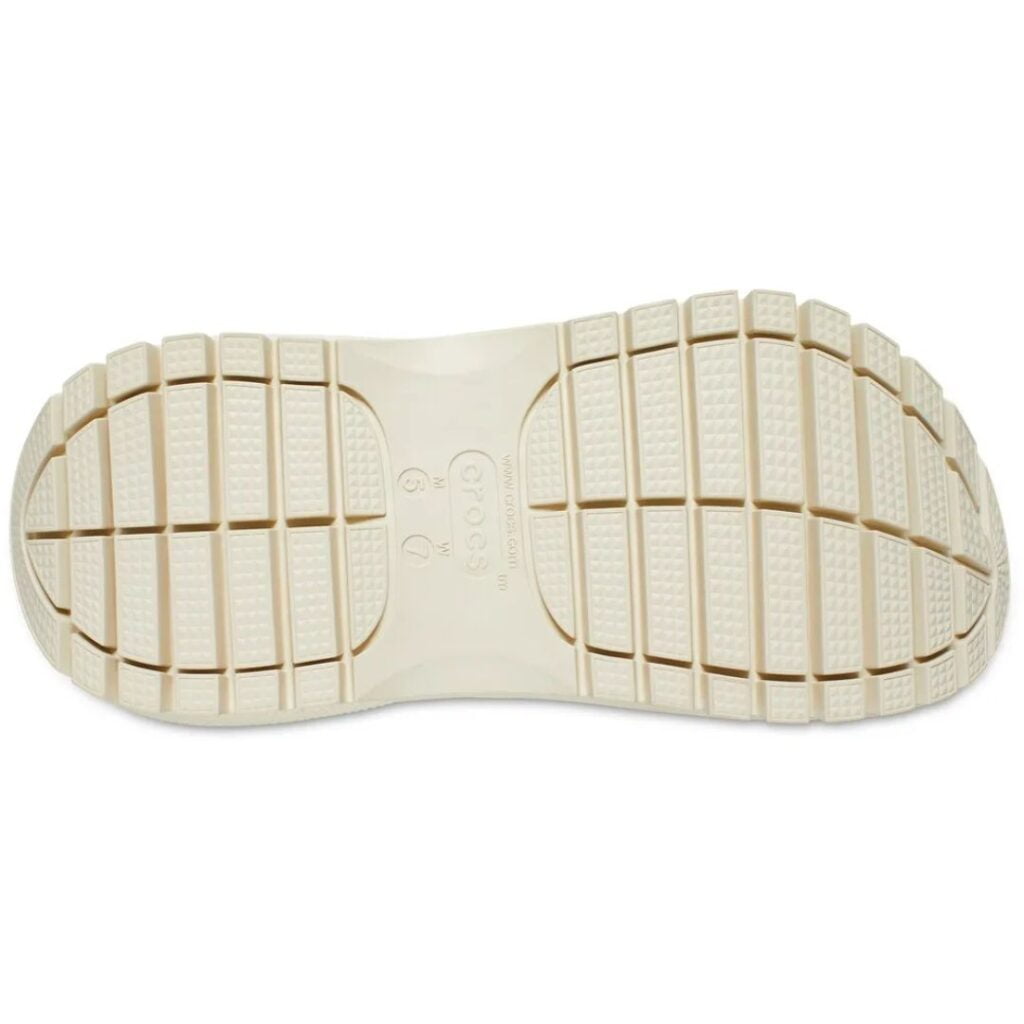 Crocs-Classic-Mega-Crush-Clog-Bone (6)