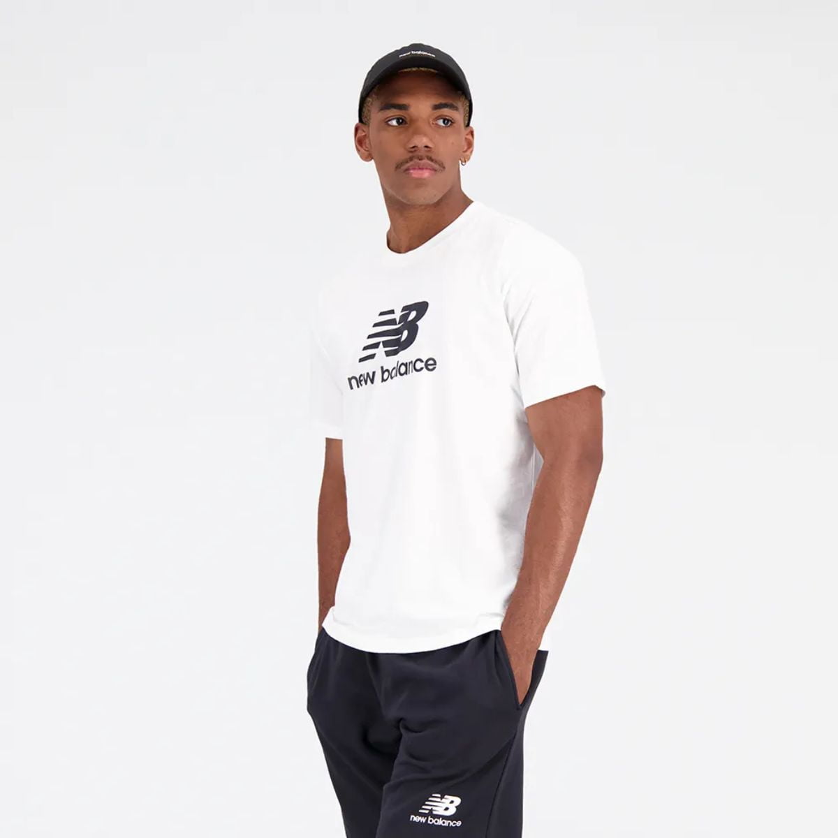Camiseta New Balance Essentials Branca - Imagem 2
