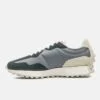 Tênis New Balance 327