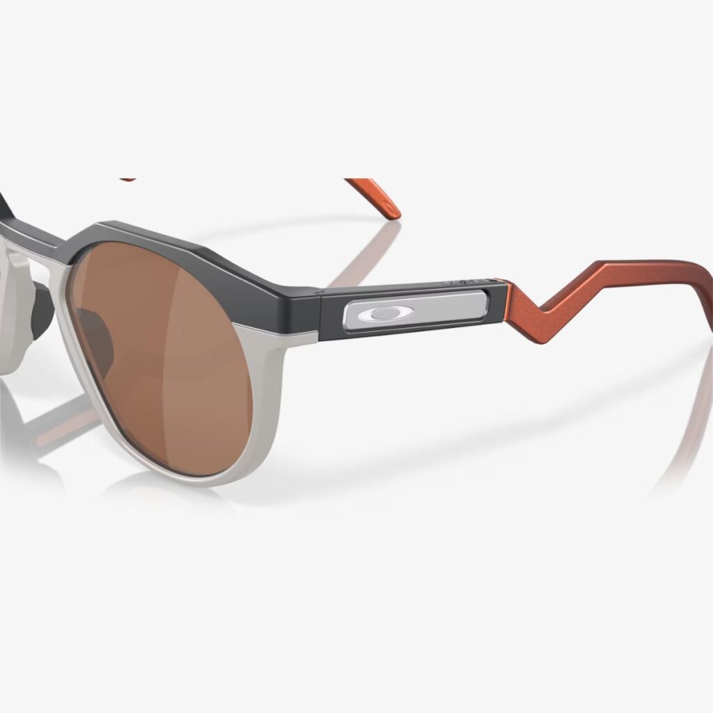 O óculos Oakley Hstn Matte Carbon Prizm Tungsten representam o ápice da inovação em óculos de sol. Com um design atemporal e tecnologias avançadas, esses óculos são perfeitos para aqueles que buscam estilo, conforto e performance.