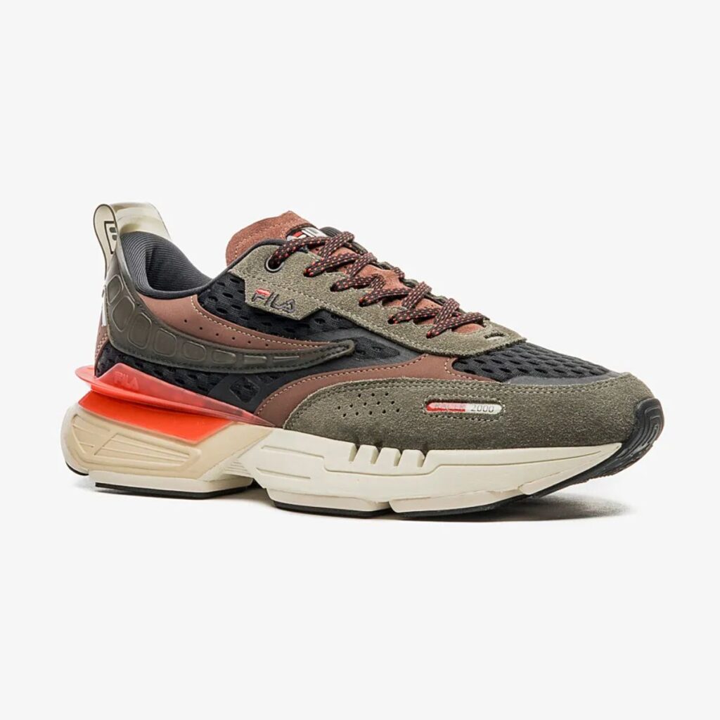 O Fila Renno Racer 2000 é um tênis que combina o melhor do estilo retrô com a tecnologia moderna. Inspirado nos modelos runner da Fila do início do século XX, ele traz um design atemporal e cheio de personalidade.