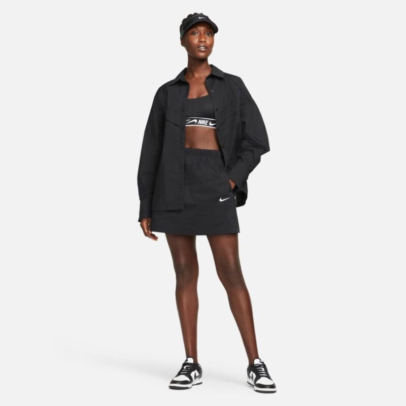 Saia Nike Sportswear Essential