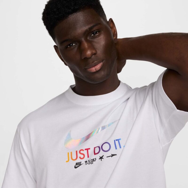Camiseta Nike Mixtape M90