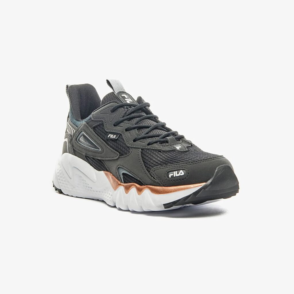 Fila Venture Tracer