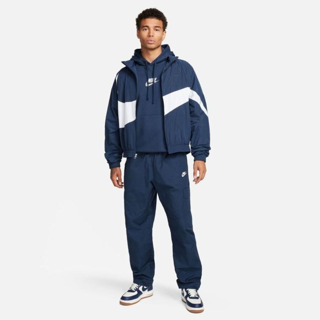 Calça Nike Club Woven Cargo Masculina