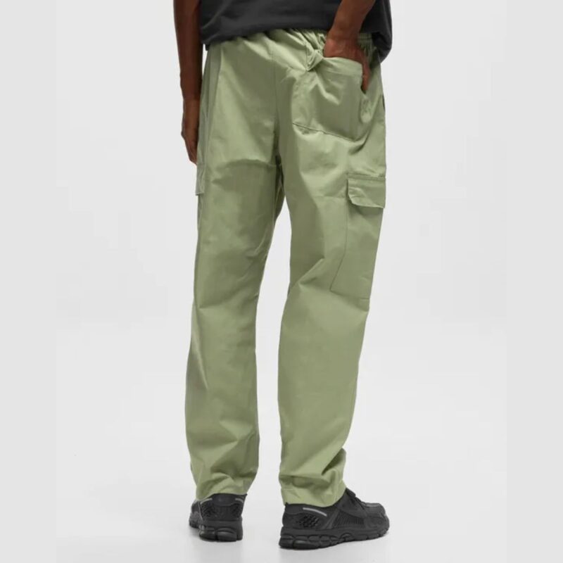 Calça Nike Club Woven Cargo