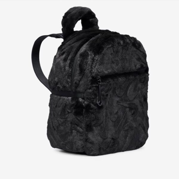 mochila nike