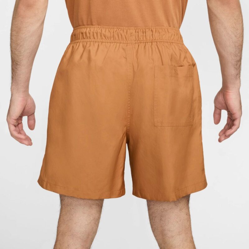 Shorts Nike Club Flow Marrom