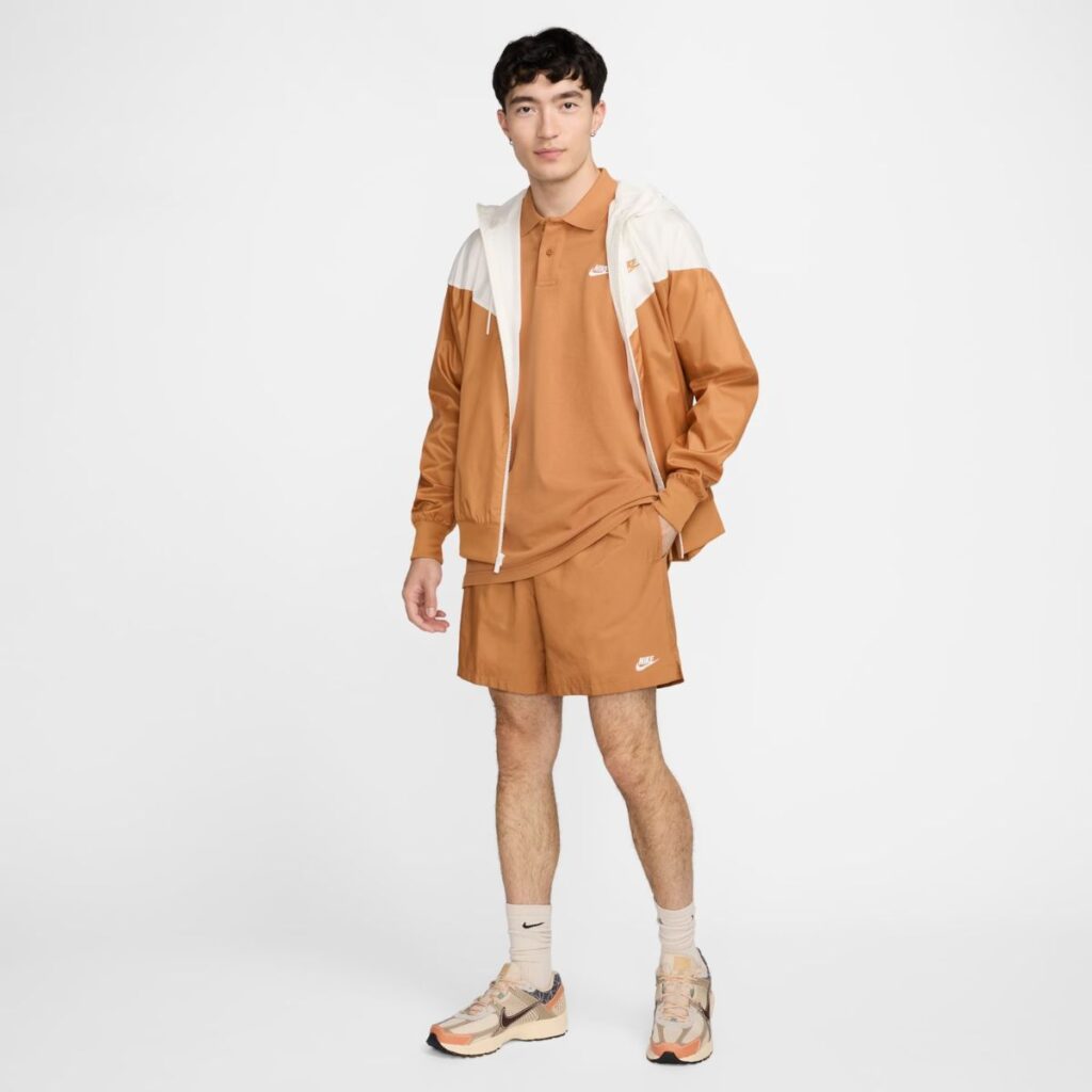 Shorts Nike Club Flow Marrom