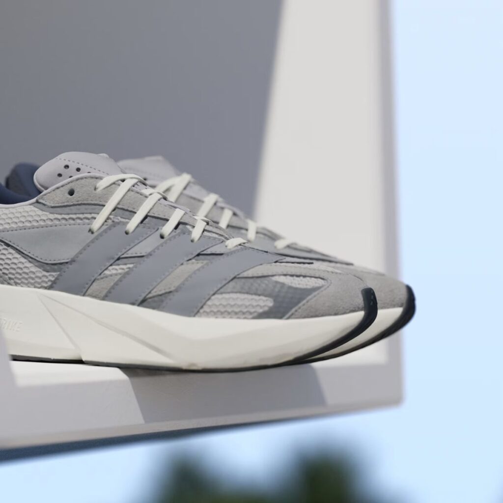 Adidas Lightblaze