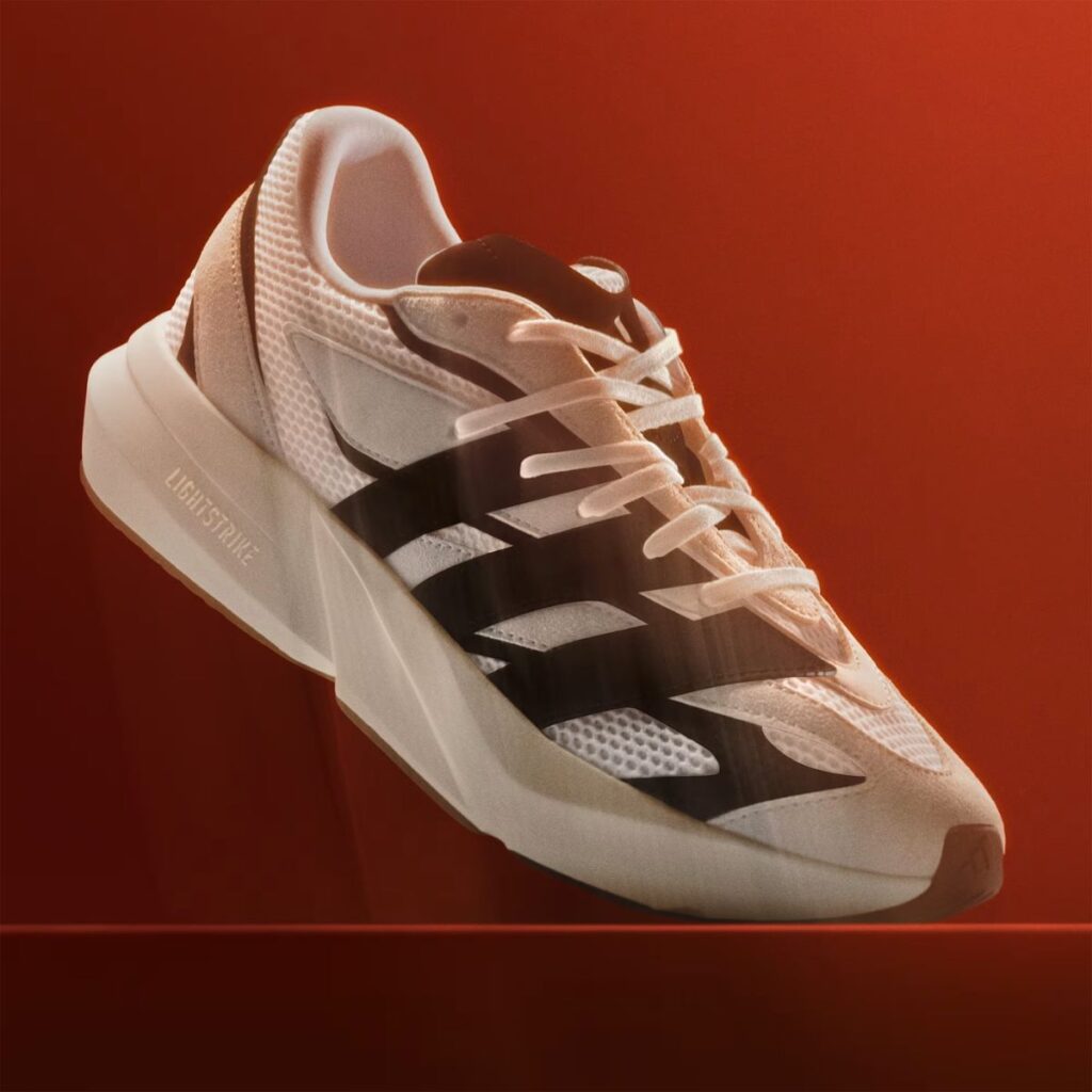 Tênis Adidas Lightblaze