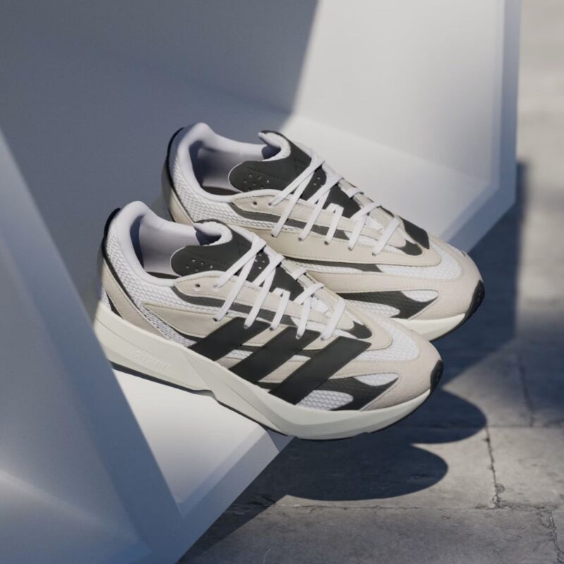 Tênis Adidas Lightblaze