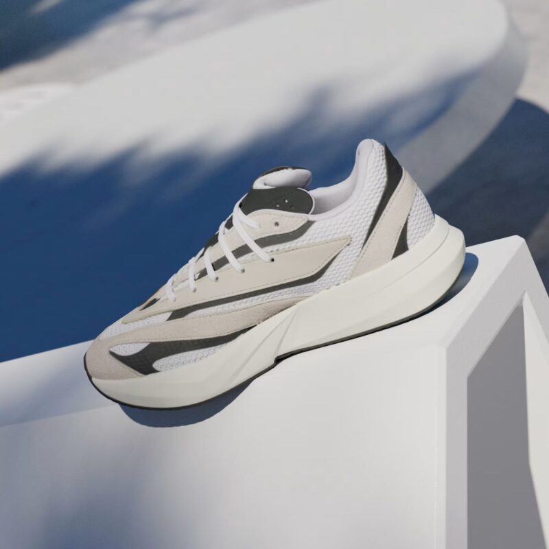 Tênis Adidas Lightblaze