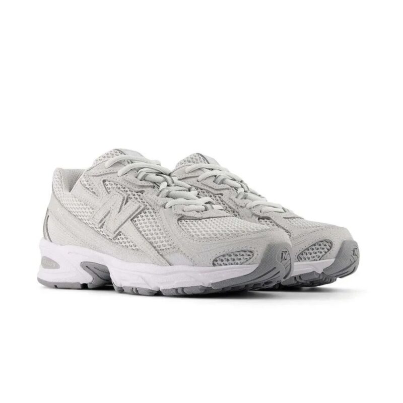 New Balance 740