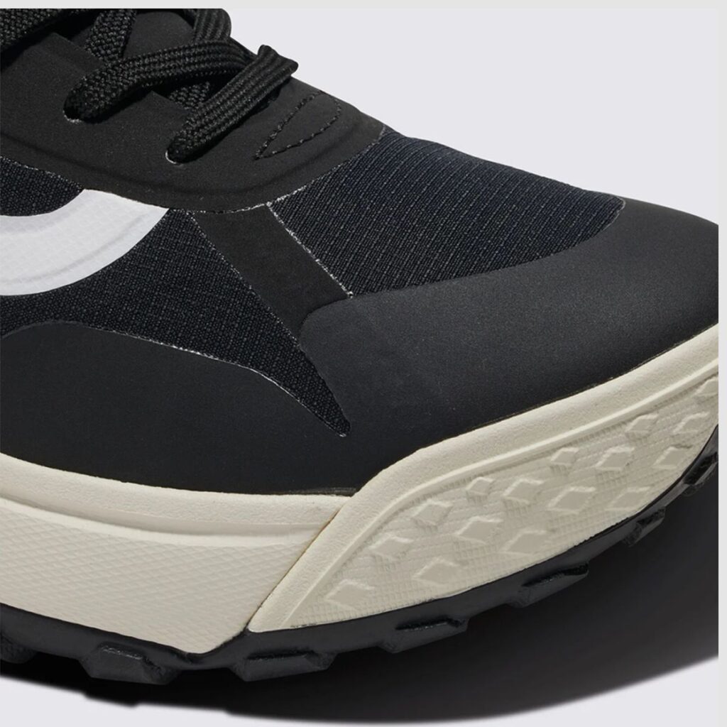 Vans Crosspath Mte Black White