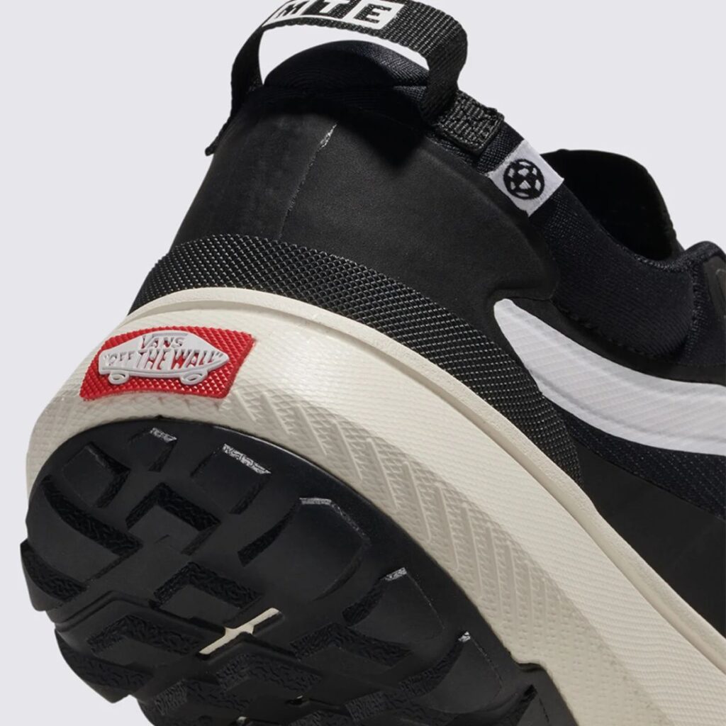 Vans Crosspath Mte Black White