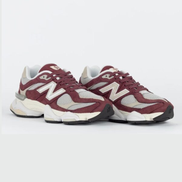 Tênis New Balance 9060