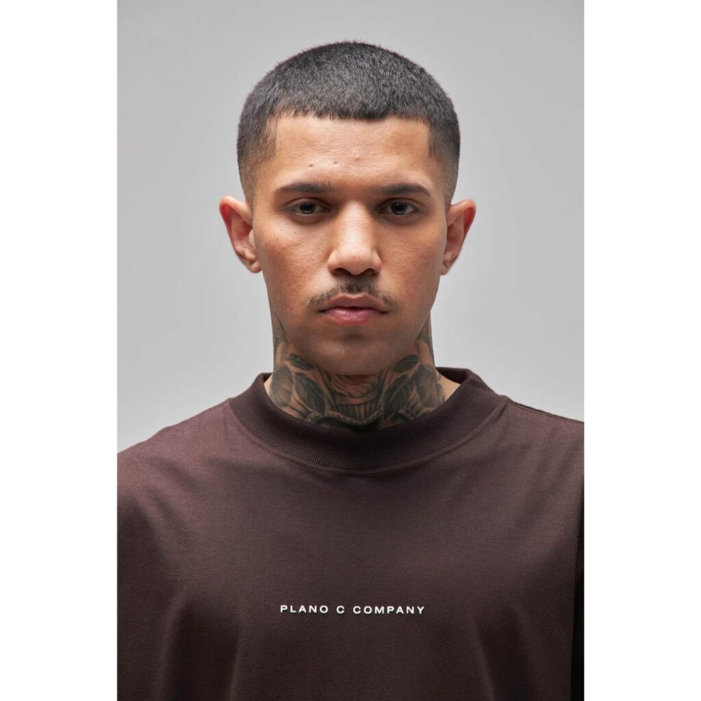 Camiseta-Plano-C-Oversized-Defato-Sneakers (2)