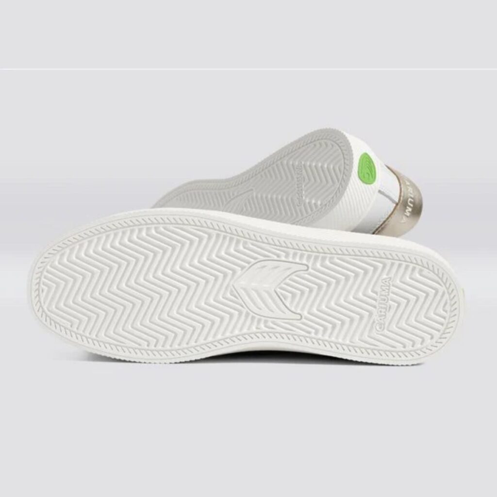 Tênis Cariuma Salvas