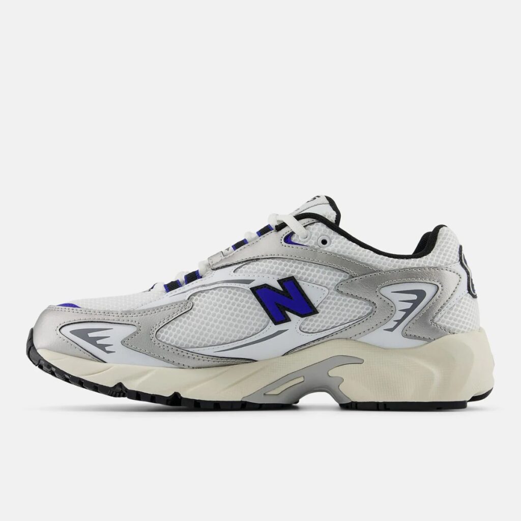 Tênis New Balance 725