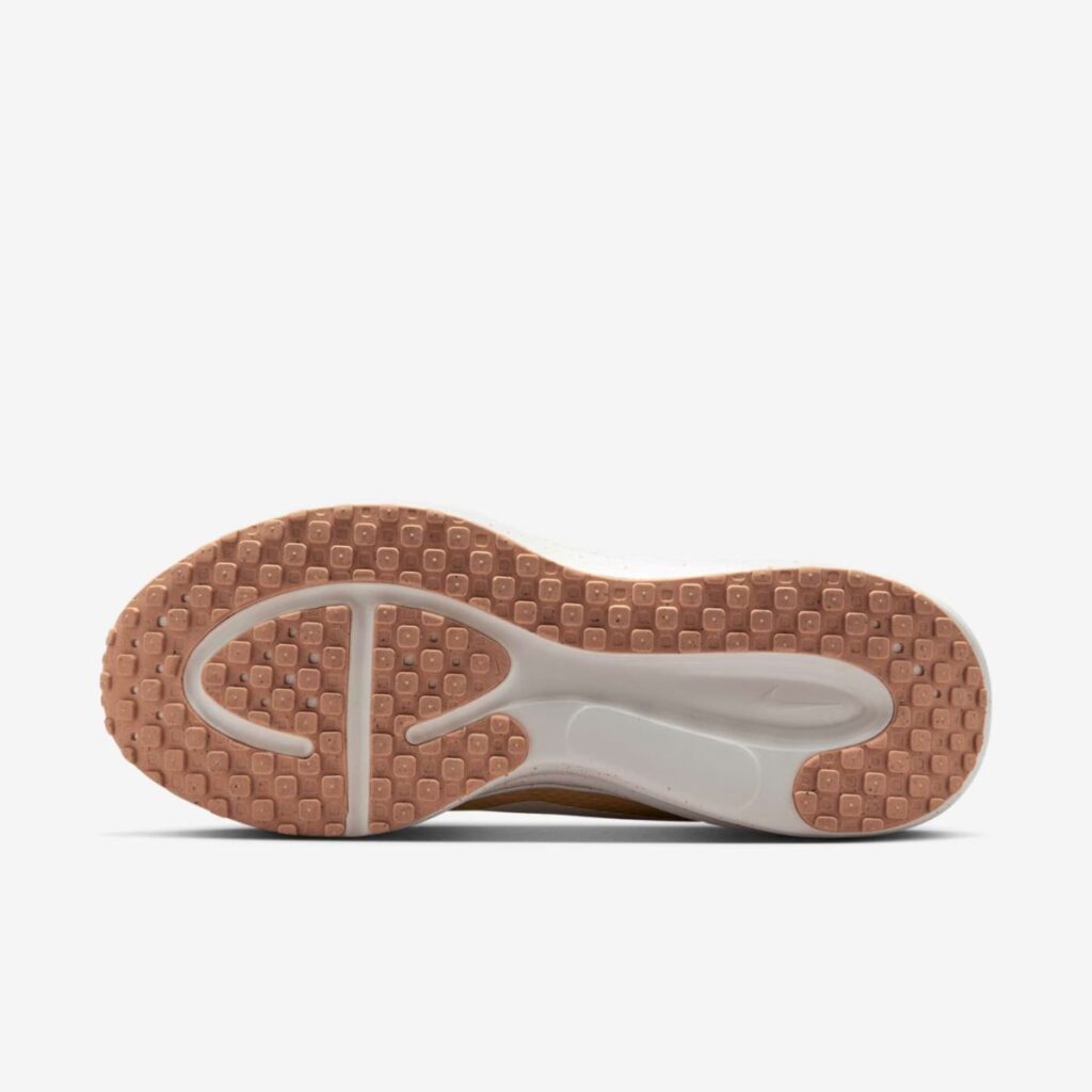 Tênis Nike Revolution 8 Feminino