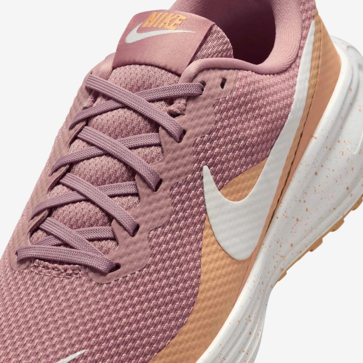 Tênis Nike Revolution 8 Feminino