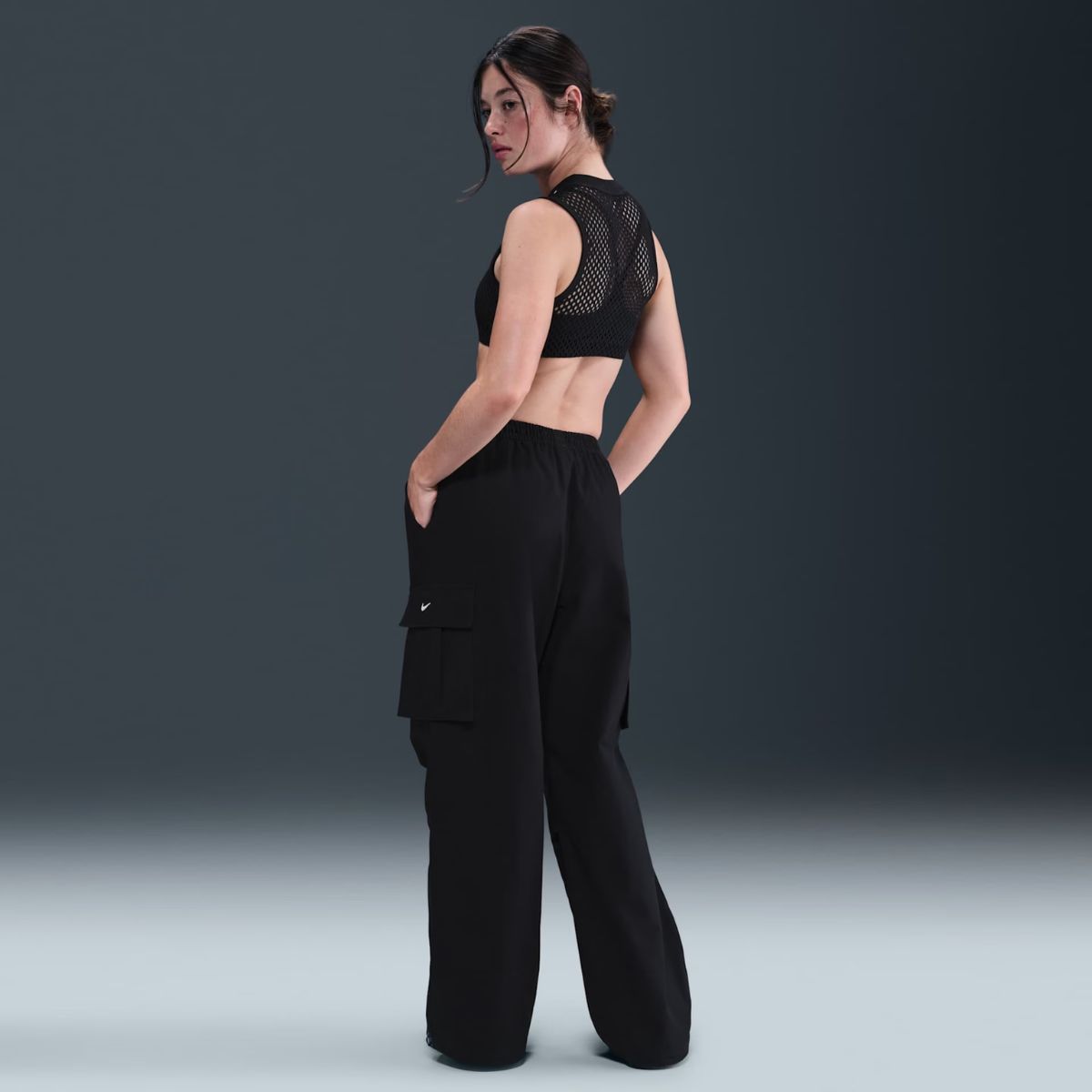 Calça Cargo Nike Sportswear Woven Feminina