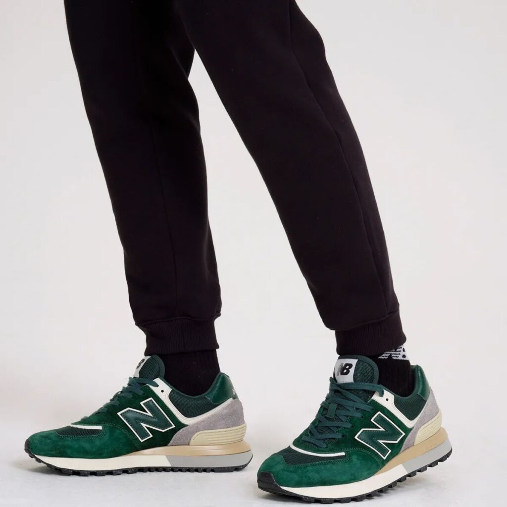 Calça New Balance Basic Essentials