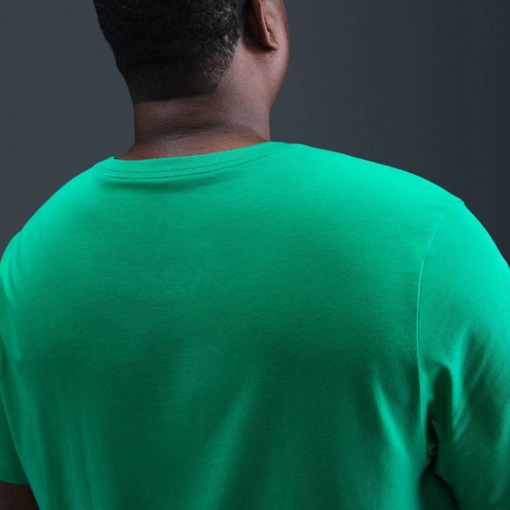 Camiseta Nike Sportswear Club Masculina