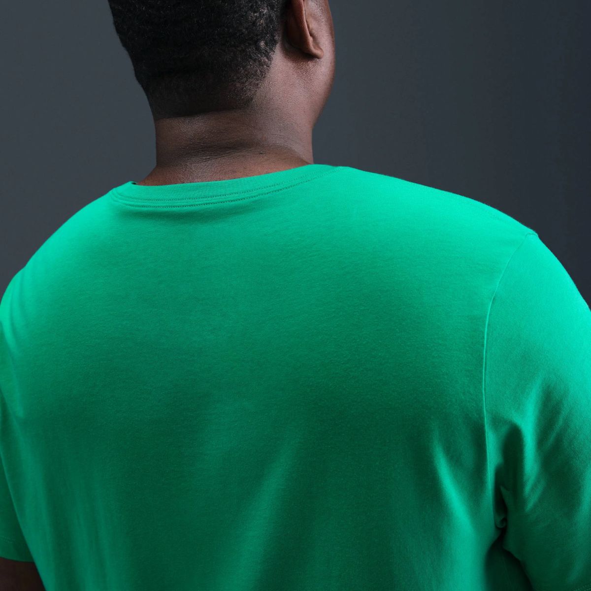 Camiseta Nike Sportswear Club Masculina