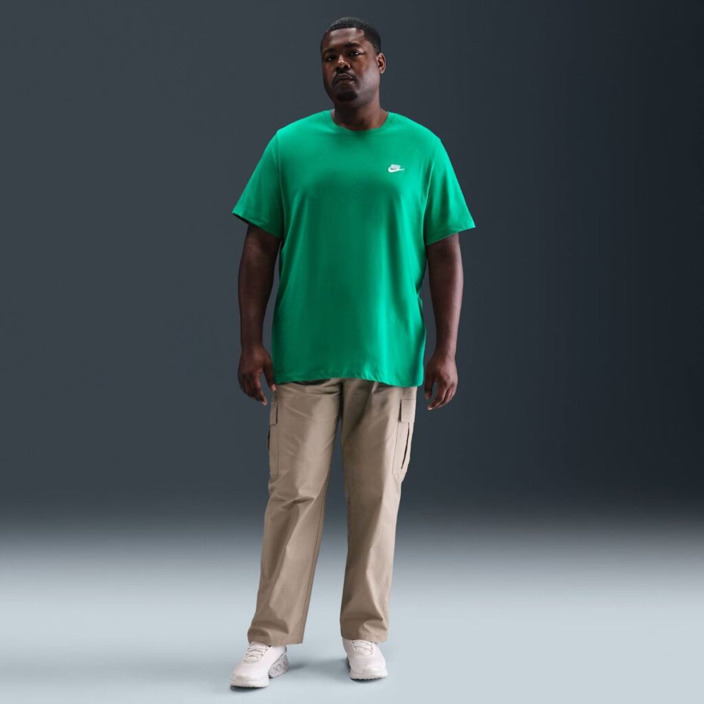 Camiseta Nike Sportswear Club Masculina