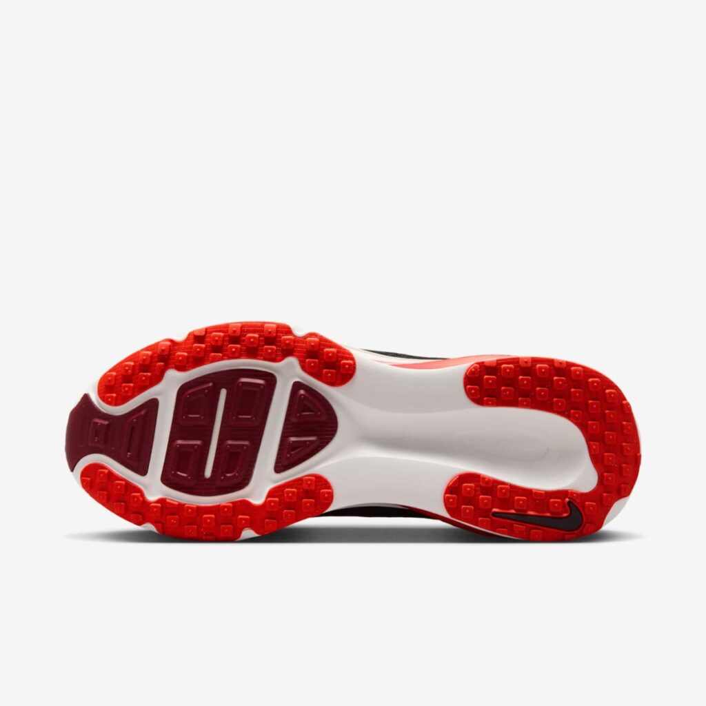 Tênis Nike Vomero 18 "Black Bright Crimson Team Red Summit White"