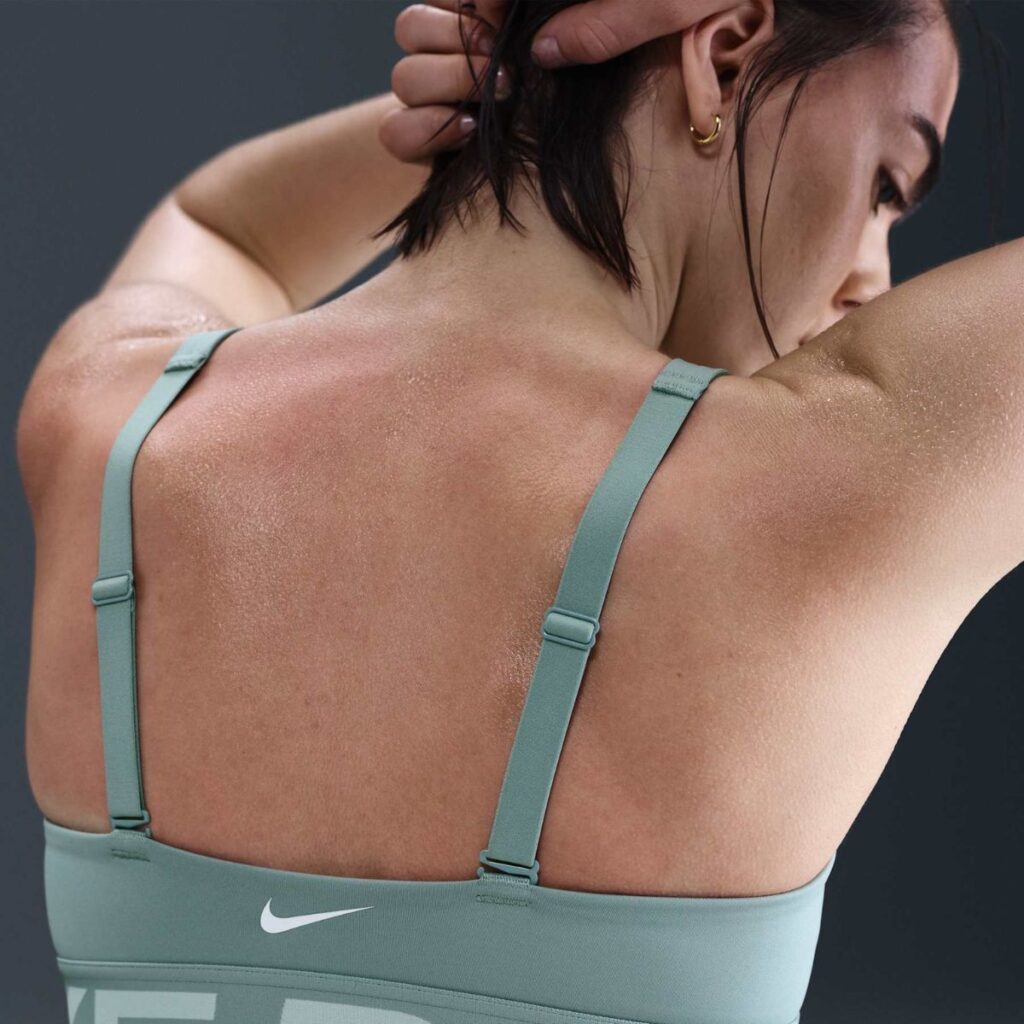 Top Nike Pro Indy Plunge Feminino
