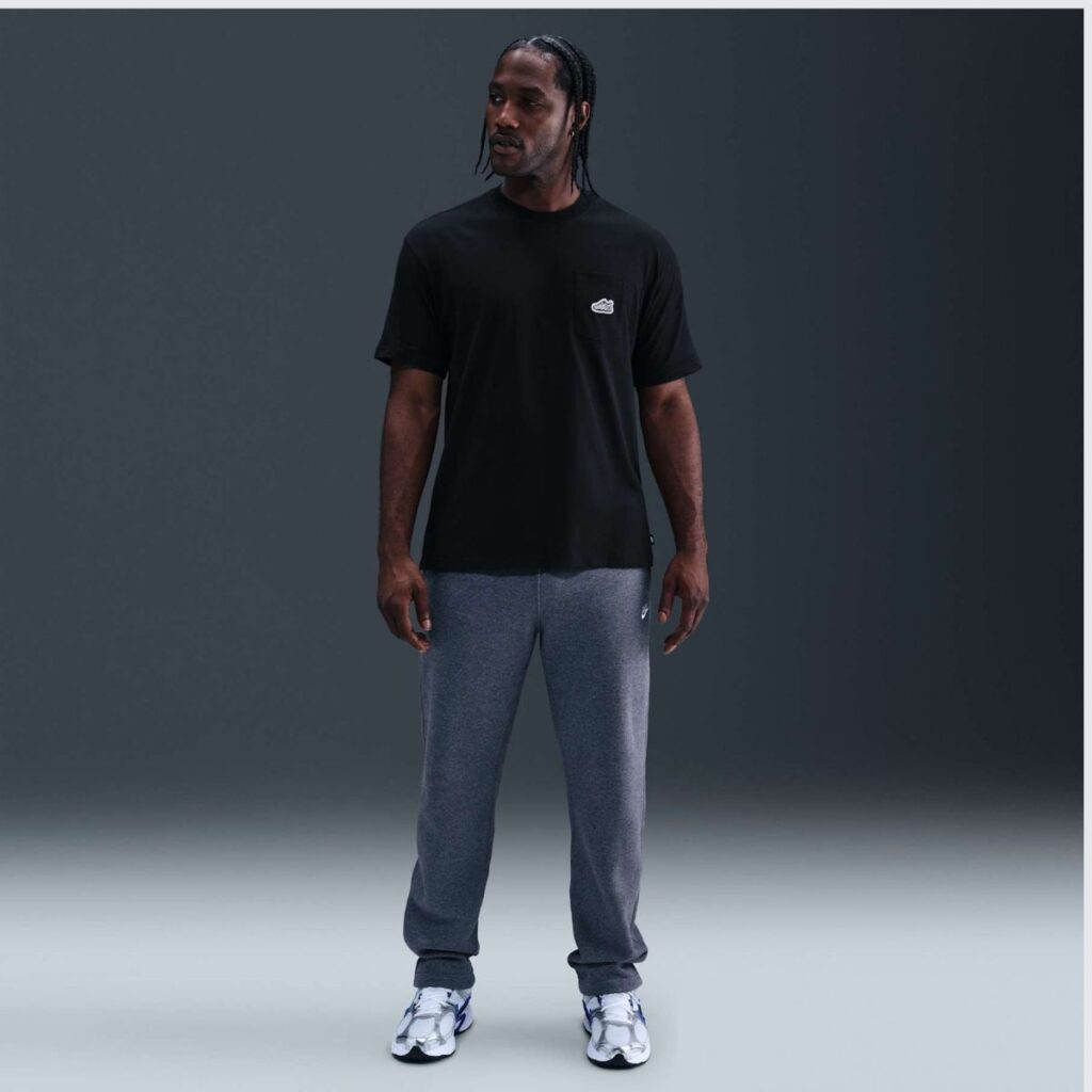 Camiseta Nike Sportswear Patch Monarch Masculina