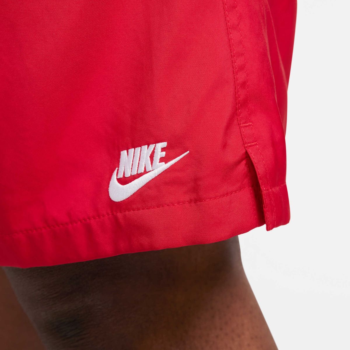 Shorts Nike Club Flow Vermelho