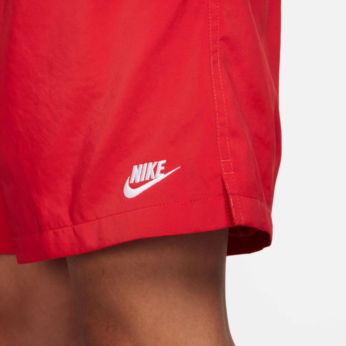 Shorts Nike Club Flow Vermelho