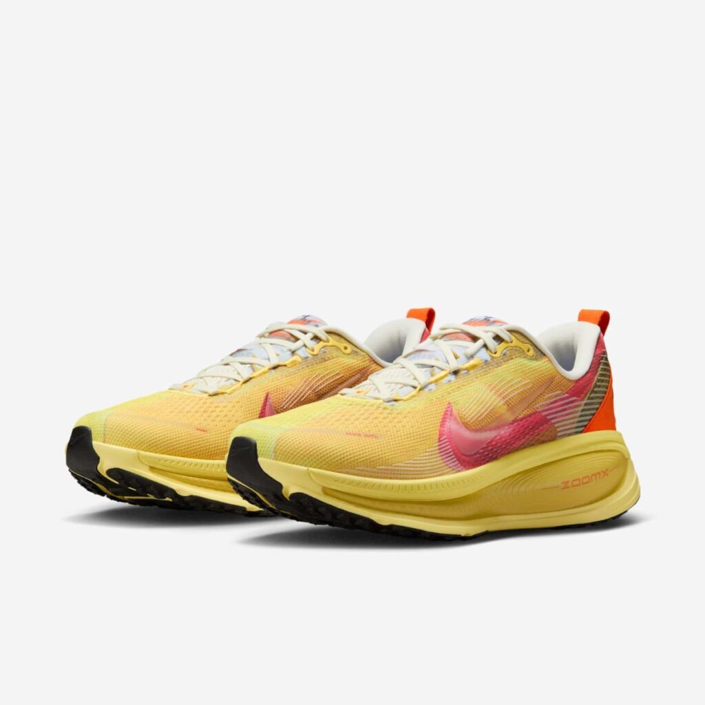 Tênis Nike Vomero 18 SE International Running Pack LD-1000