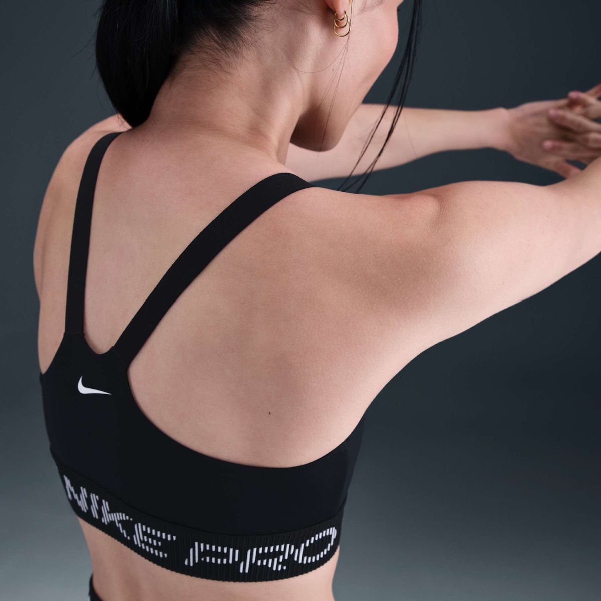 Top Nike Pro Feminino