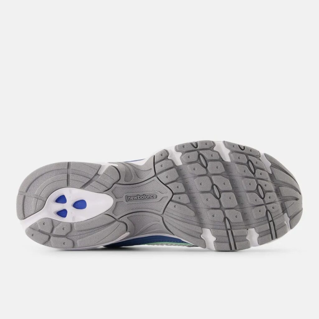 Tênis New Balance 530