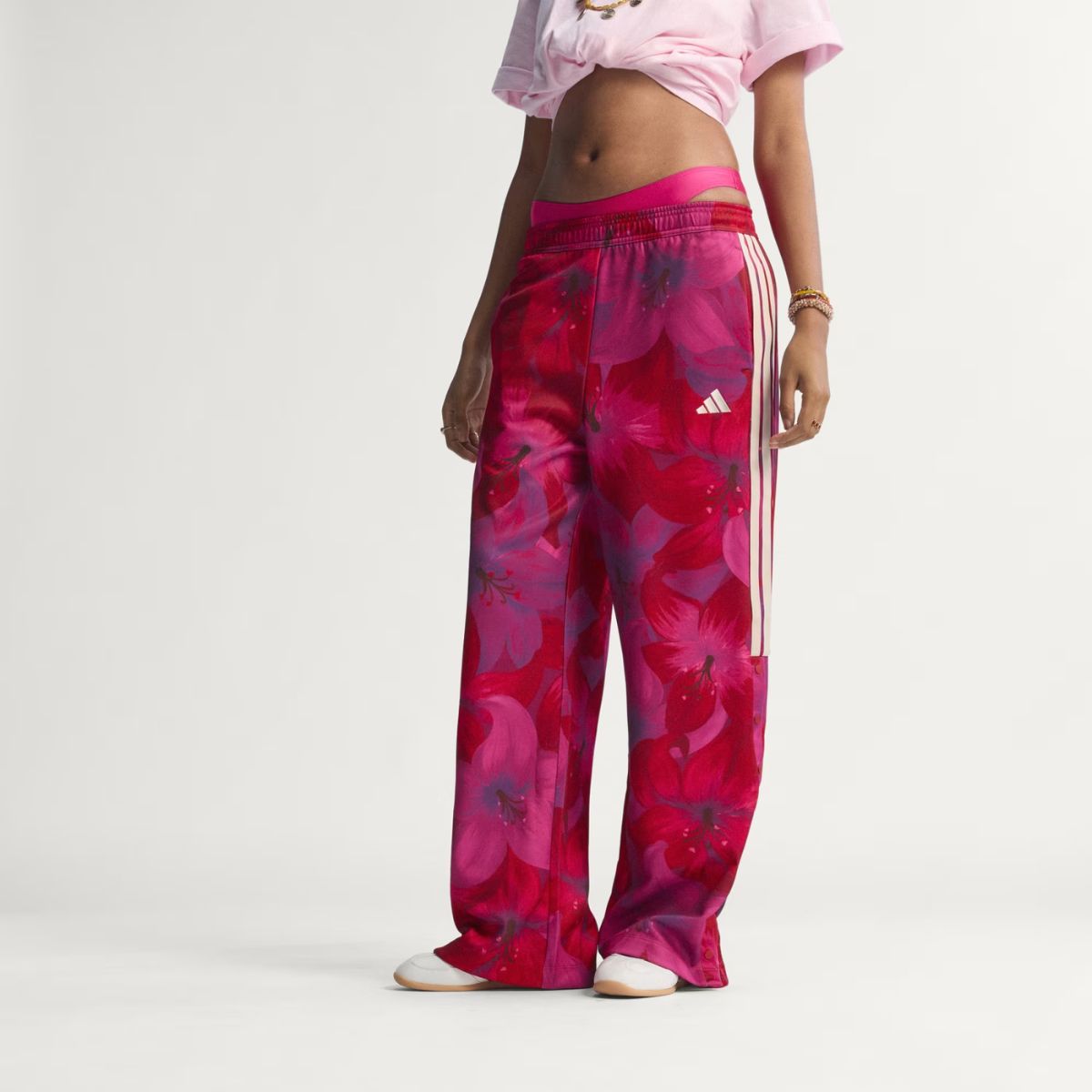 Calca Adidas Farm Rio House Of Tiro Defato Sneakers A Loja Das Novidades 1 1 - Defato Sneakers