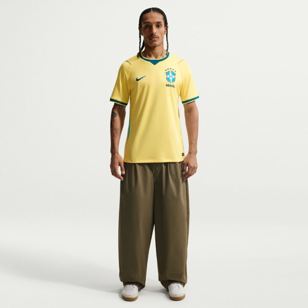Camisa Brasil Nike I 2026/27 Torcedor Pro Masculina