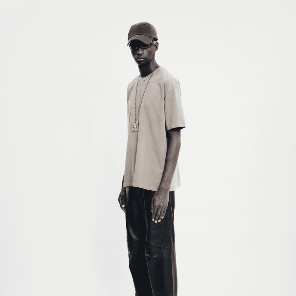 Camiseta Oakley x PIET Foil Nano Logo Marrom