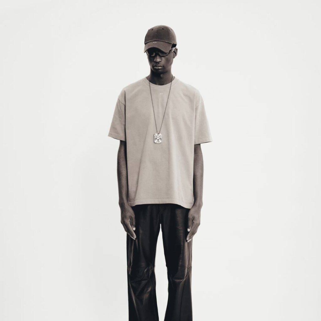 Camiseta Oakley x PIET Foil Nano Logo Marrom