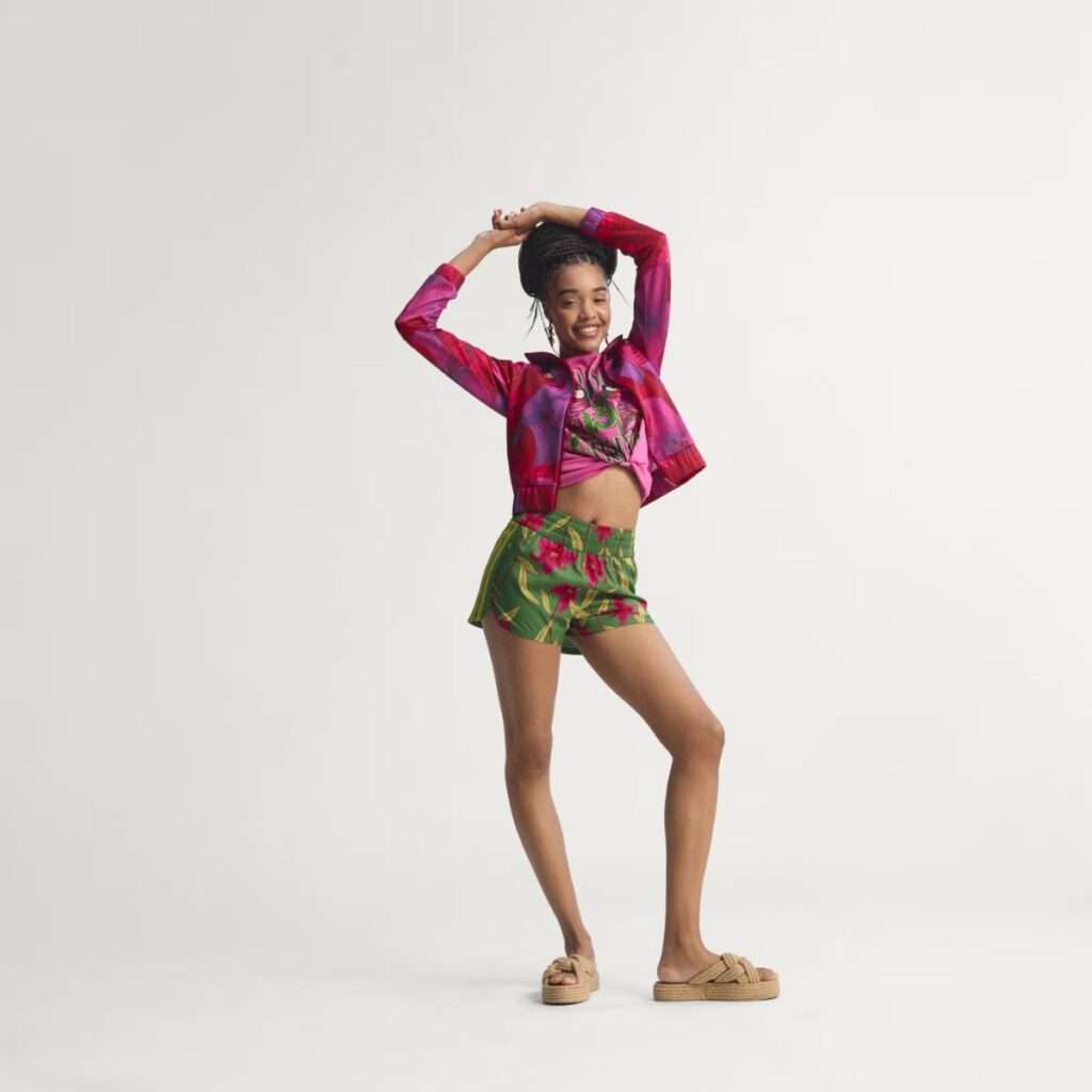 Jaqueta Adidas x Farm Rio House Of Tiro