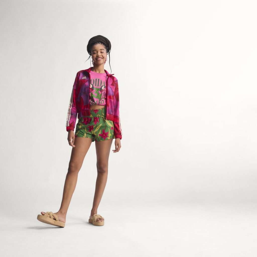 Jaqueta Adidas x Farm Rio House Of Tiro