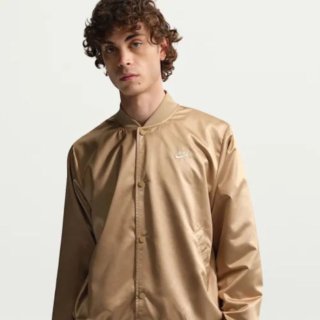 Jaqueta Nike Sportswear Club Varsity