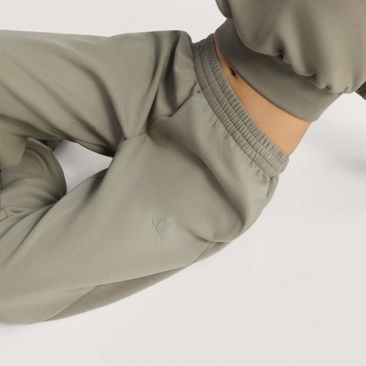 Calça Adidas All Szn Soft Lux